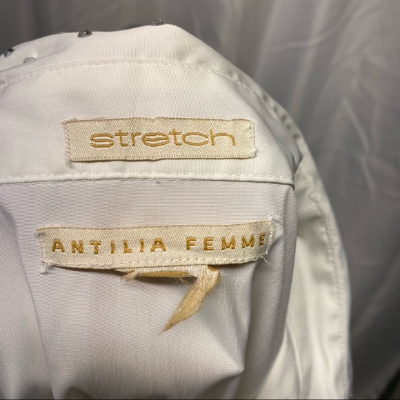 Antilia Femme studded collar buckled cuffs button down fitted blouse - Picture 4 of 8